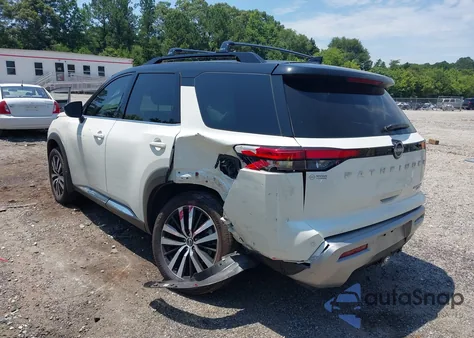 2024 Nissan Pathfinder Platinum 4Wd z USA, uszkodzony, nr VIN 5N1DR3DJ6RC246358